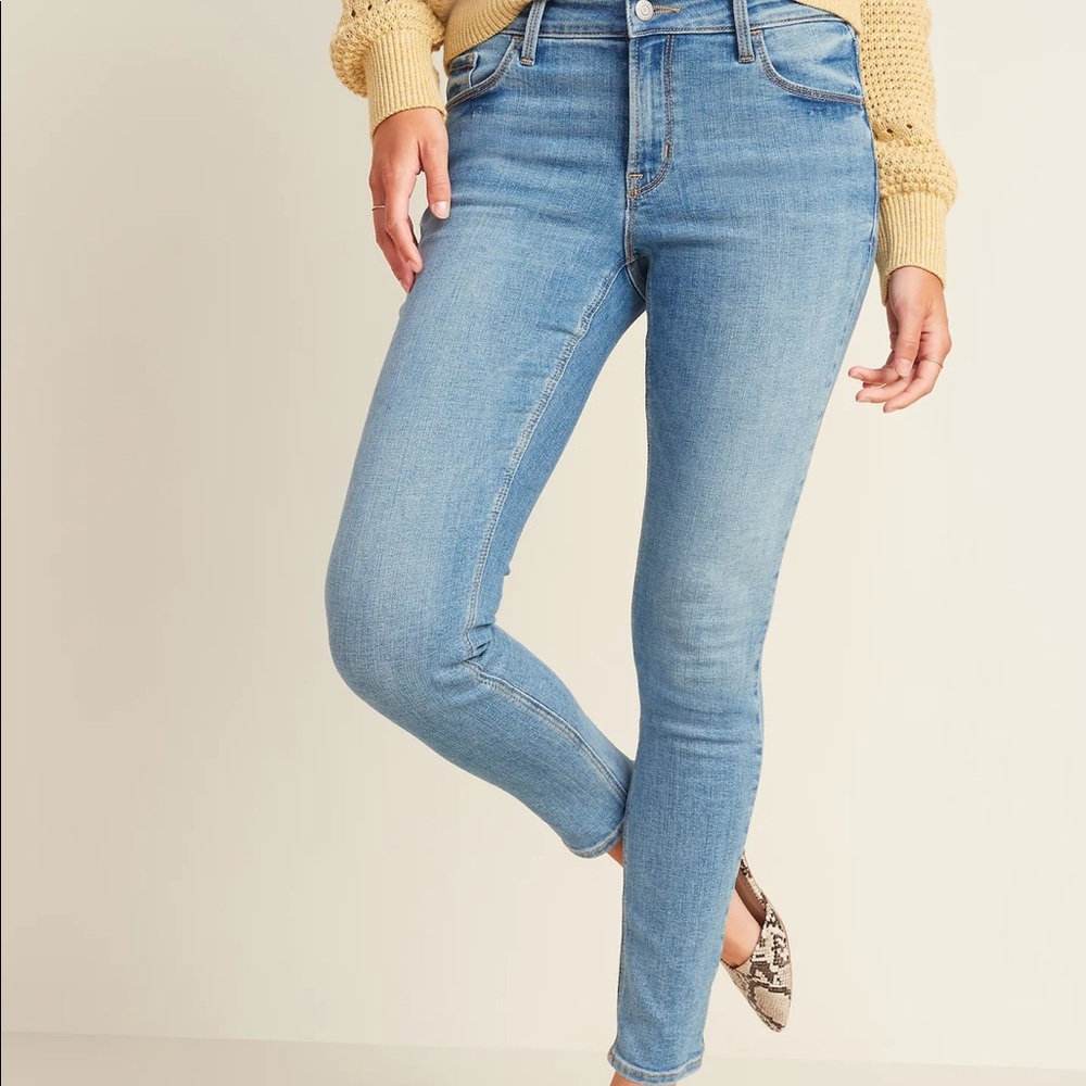 Old Navy rockstar jeans